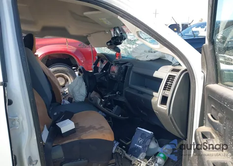 2020 Ram 1500 Classic Tradesman 4X4 6'4 Box from USA, damaged, VIN 1C6RR7FT8LS131684